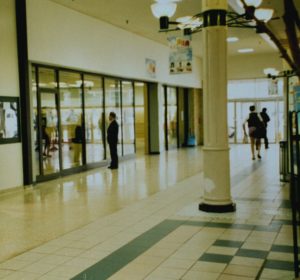 canada-dufferin-mall